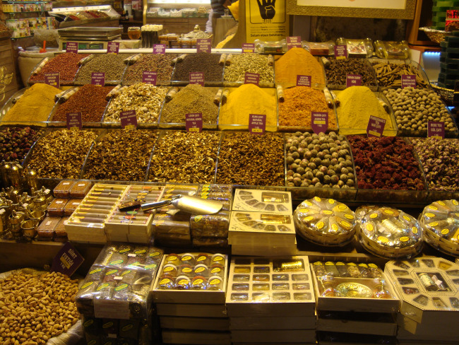 Μπαχαρικά στην Αιγυπτιακή Αγορά! Τόσα χρώματα! Τόσες γεύσεις!